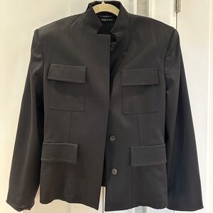 Gucci- vintage blazer size 44/fits like US6
